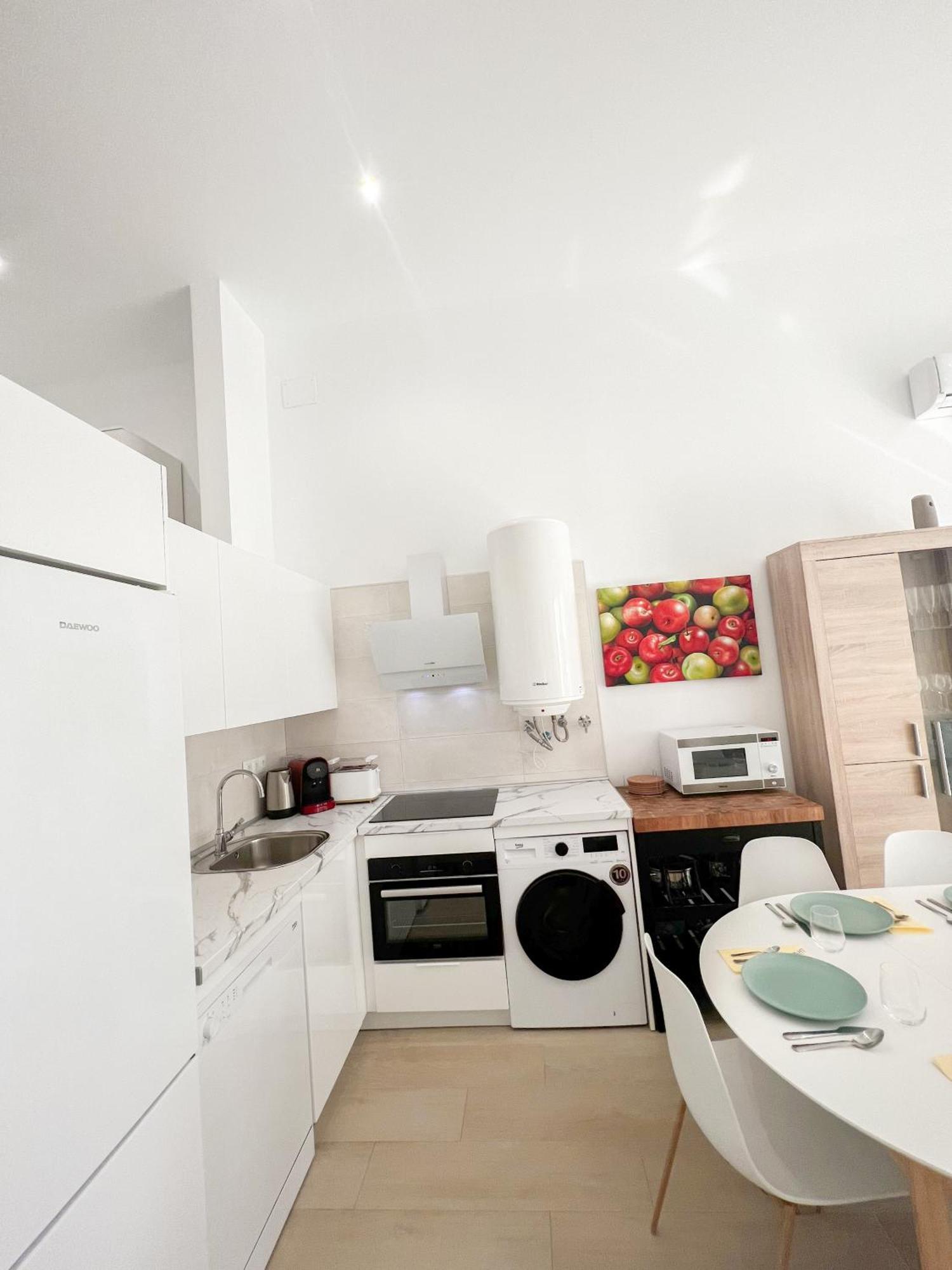 Cozy And Modern Family Flat Carihuela Lejlighed Torremolinos Eksteriør billede