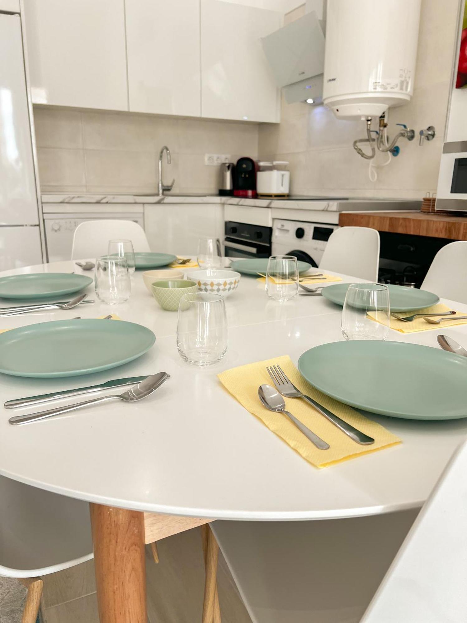 Cozy And Modern Family Flat Carihuela Lejlighed Torremolinos Eksteriør billede