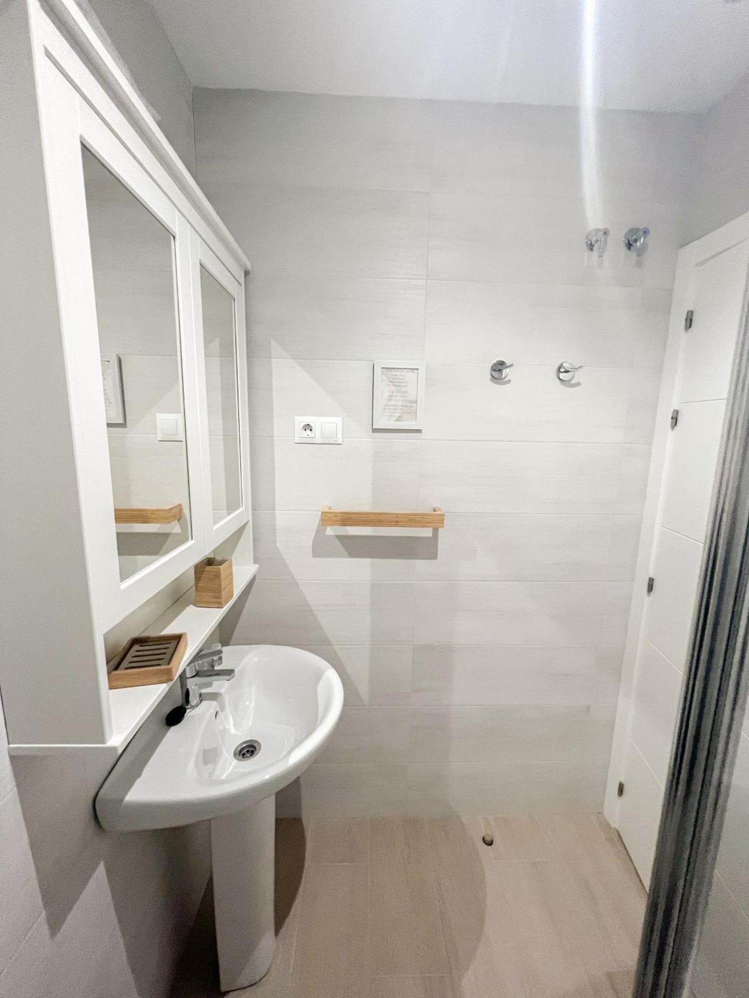 Cozy And Modern Family Flat Carihuela Lejlighed Torremolinos Eksteriør billede